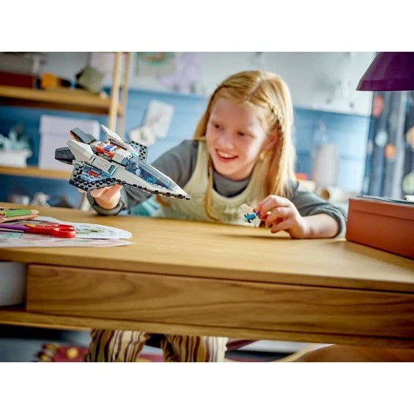 LEGO City 60430 Interstellar Spaceship Carousel 6