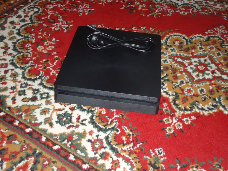 Sony Playstation 4 Slim 500Gb Console... Carousel 1
