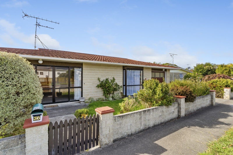 Image 1 of 20