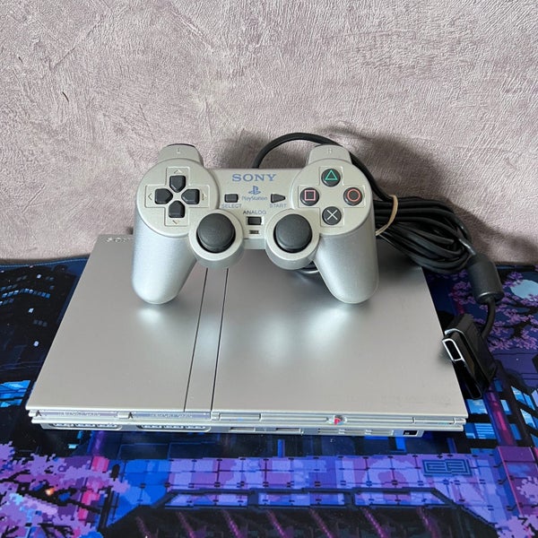PlayStation 2 Slim Console - Silver Carousel 1