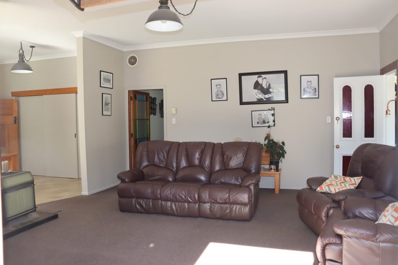 Image 3 of 39