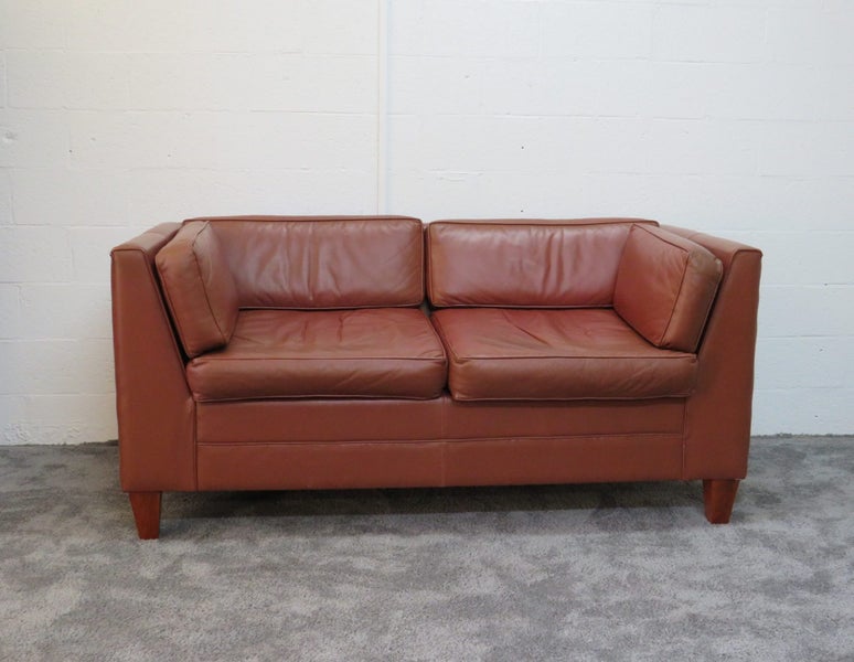 Mid Century Leather Couch Carousel 1