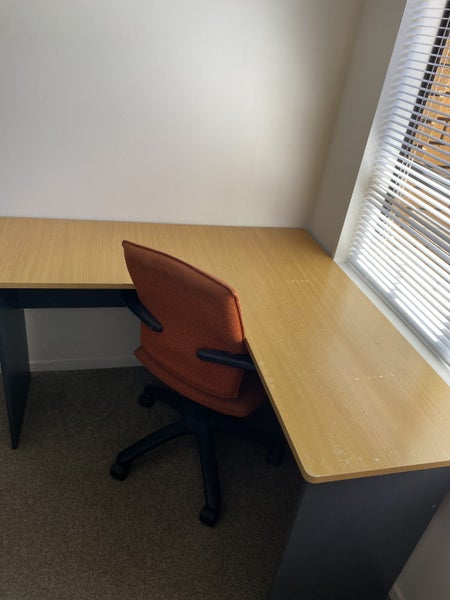 Study desk and chair Carousel 2