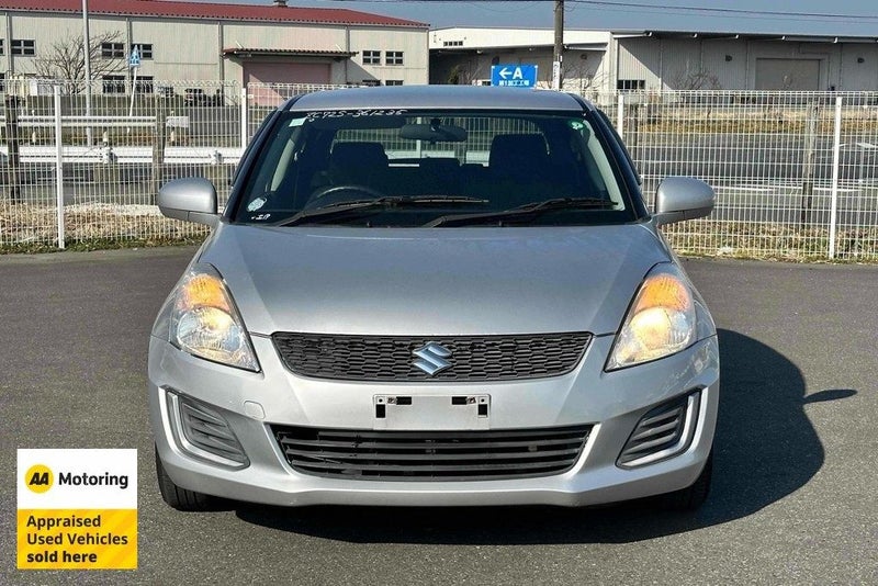 2015 Suzuki Swift Economical62865830395906112