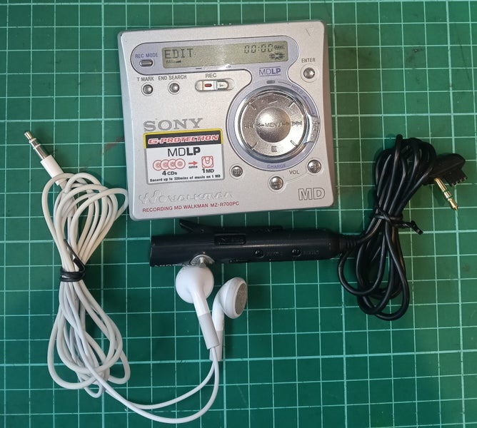 Sony MZ-R700PC Recording MD Walkman Minidisc Player Carousel 1