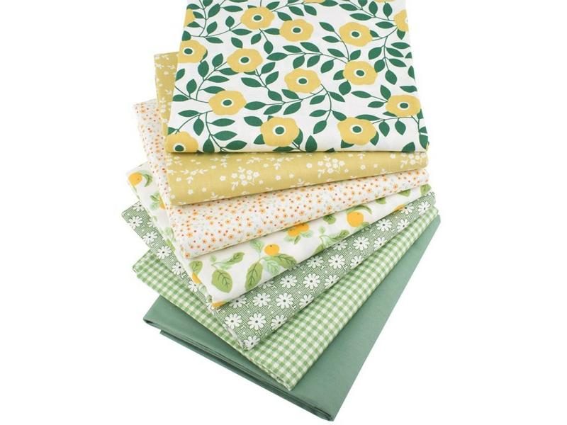 7Pcs 100% Cotton Fabric Assorted Pre-Cut Floral Cloth Sewing Patchwork Bundle Carousel 1
