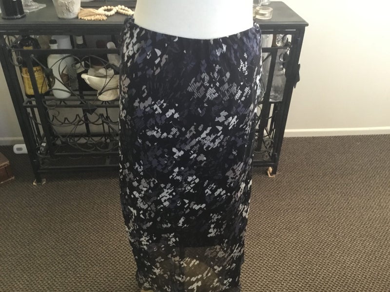 Ella J Black Label Skirt. (AB6) Carousel 1