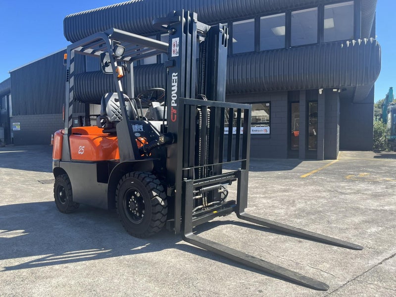 CT Power 2.5Ton Forklift Diesel Forklift Carousel 1