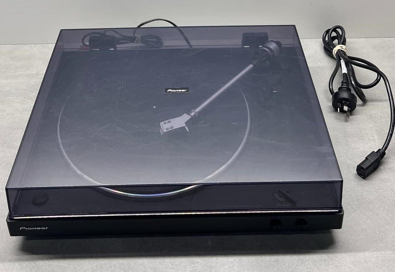 Pioneer PL-30-K Turntable Carousel 1