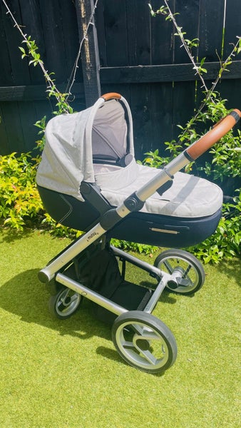 Mutsy i2 Baby stroller, Carrycot & Accessories Carousel 2