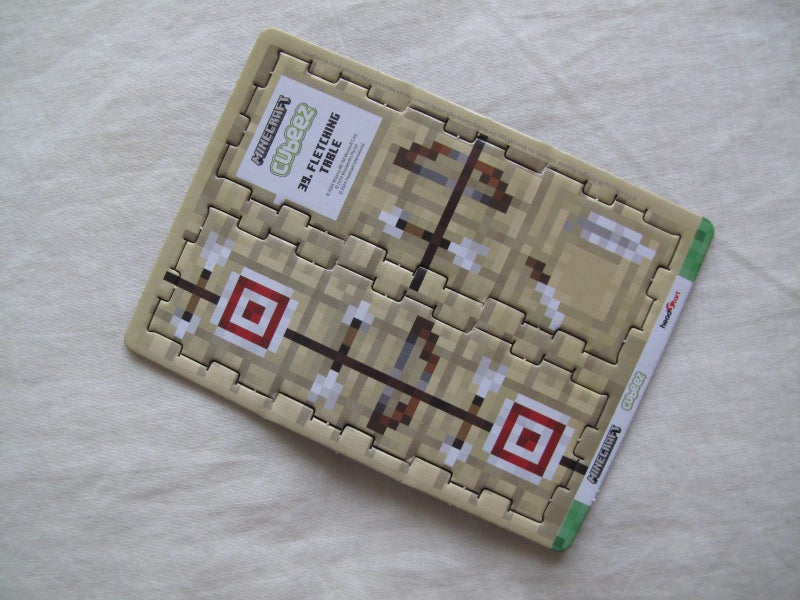 Woolworths Minecraft Cubeez #39 Fletching Table - New / Unused :) Carousel 1