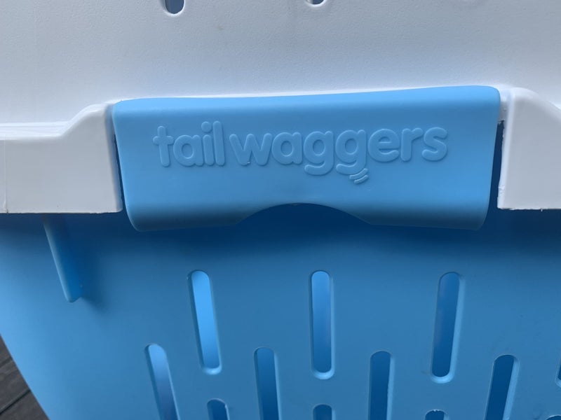 "Tailwaggers" Cat Carrier Carousel 7