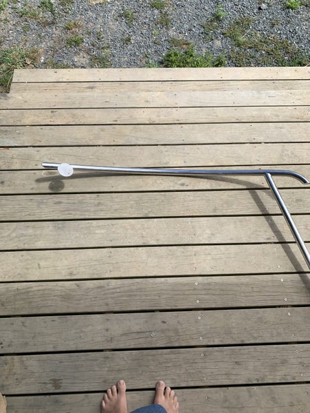 Metal curved railing Carousel 2