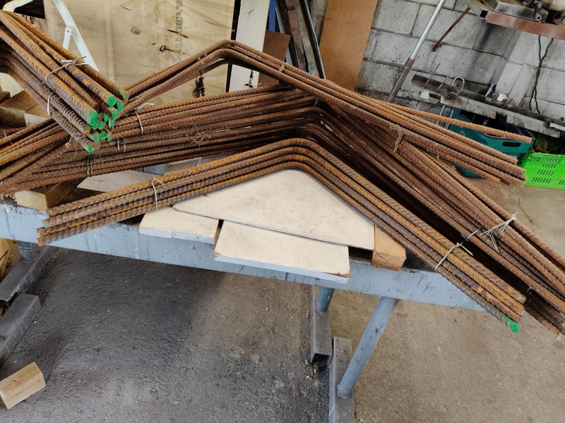 Steel reinforcing Carousel 1