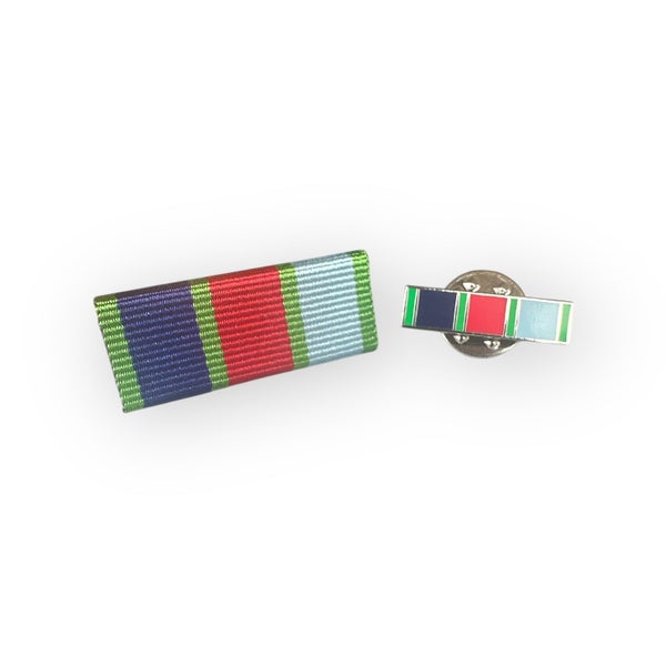 New Zealand Defence Medal Ribbon Bar + Lapel Pin Set Carousel 1