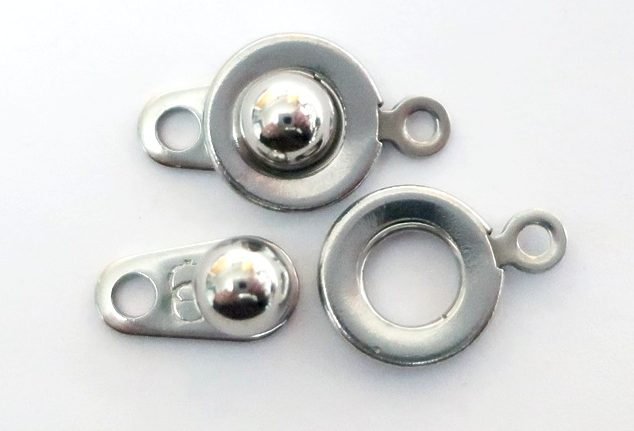2 SILVER DOME SNAP CLASPS Carousel 1