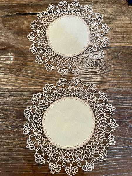 2 lovely ecru vintage hand tatted Doileys Carousel 1