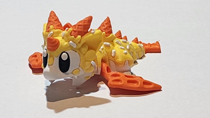SugarRush Mini Dragon Super Cute 3D Printed Articulated Keychain Carousel 2