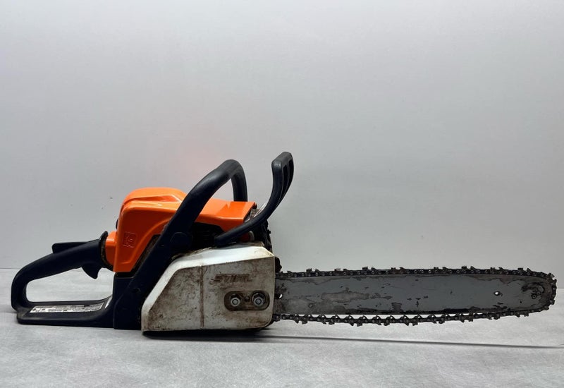 Stihl MS180 Chainsaw Carousel 2