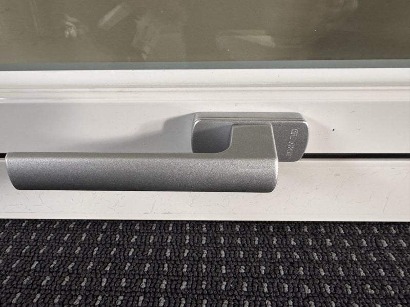 Aluminum Window 800x1200 Carousel 3