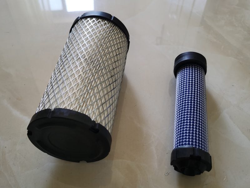Replacement Air Filter Set Donaldson Walker Primary P535396 - P822686 Carousel 2