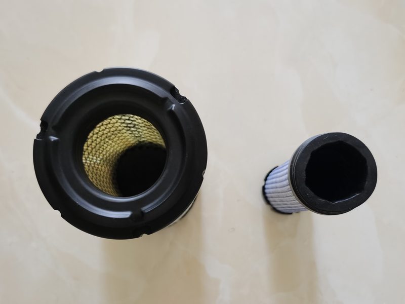 Replacement Air Filter Set Donaldson Walker Primary P535396 - P822686 Carousel 4