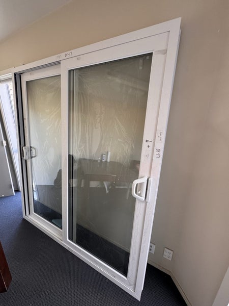 Aluminum Sliding Door 1800x2000 Carousel 1