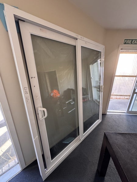 Aluminum Sliding Door 1800x2000 Carousel 2