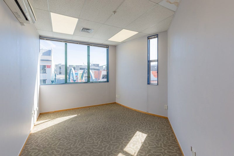 Image 1 of 18