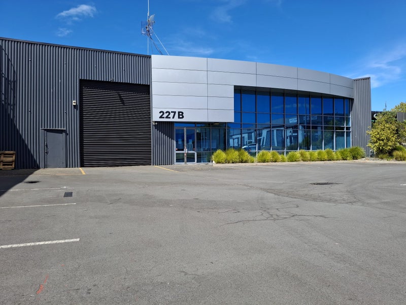 Image 1 of 20