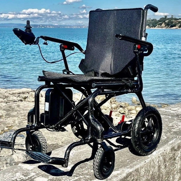 Electric Carbon Fibre Ultra Light Carousel 1