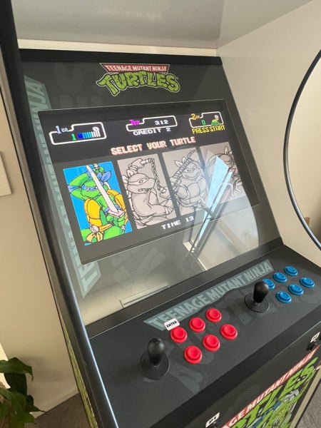 Arcade Machine with Teenage Mutant Ninja Turtle graphics Carousel 5
