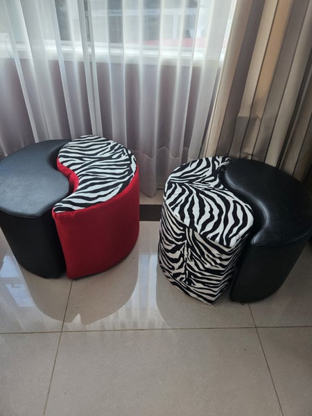 Ottoman 2 sets Carousel 1