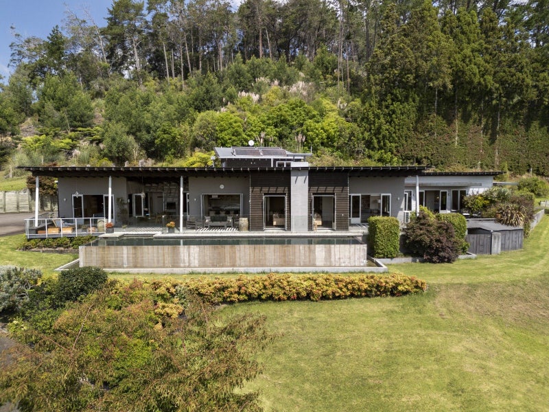 Image 2 of 29