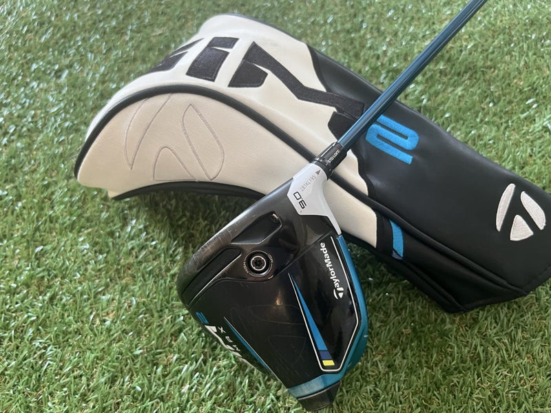 Taylormade Sim2 Max Driver Carousel 1