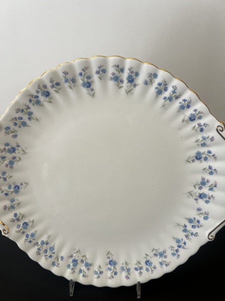 **ROYAL ALBERT CAKE PLATE -Memory Lane628638559269131113