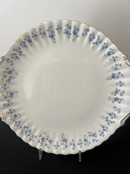 **ROYAL ALBERT CAKE PLATE -Memory Lane62863855926913114