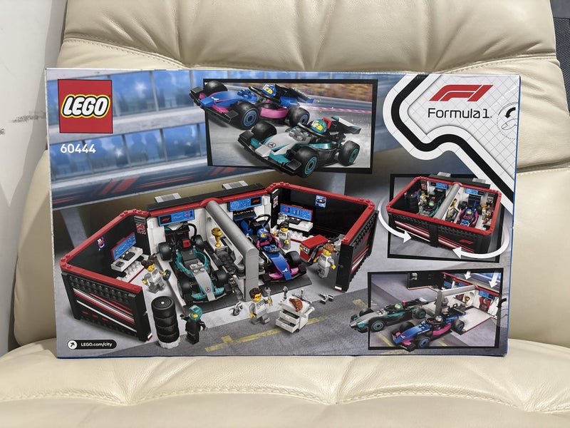 $1 Reserve LEGO City 60444 - F1 Garage & Mercedes-AMG & Alpine Cars ~NEW! Ping~ Carousel 2