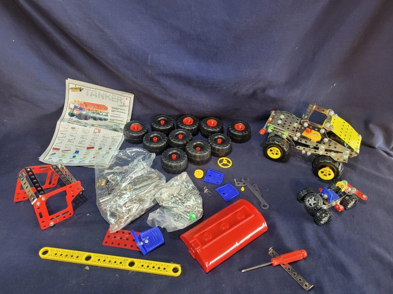 Meccano Carousel 1