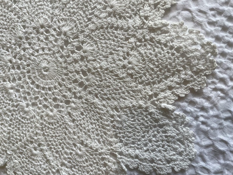 A lovely white vintage hand crocheted pineapple pattern Doily Carousel 2