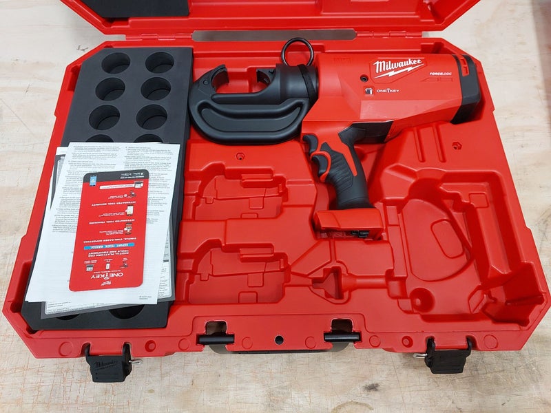 MILWAUKEE FORCE LOGIC M18 400mm Utility Crimper (M18 HCCT109/42-0C) Carousel 4
