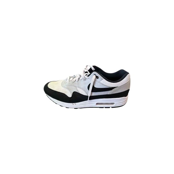 NIKE AIR MAX SHOES Carousel 1