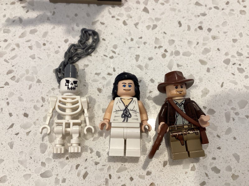 Lego 7621 Raiders of the Lost Ark : Indiana Jones and the Lost Tomb Carousel 2