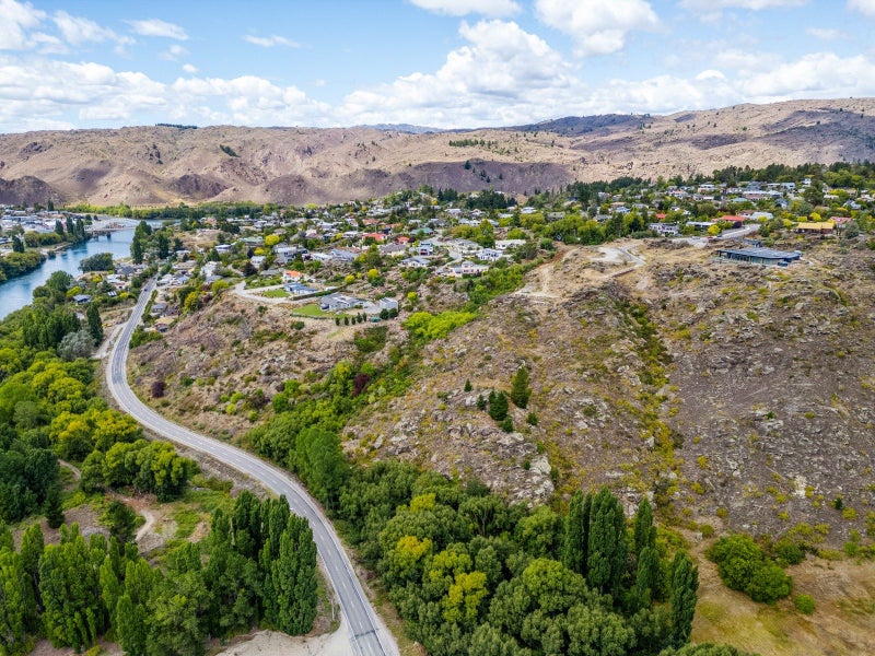 Expansive Bridge Hill Land with Stunning Views62867862300674112