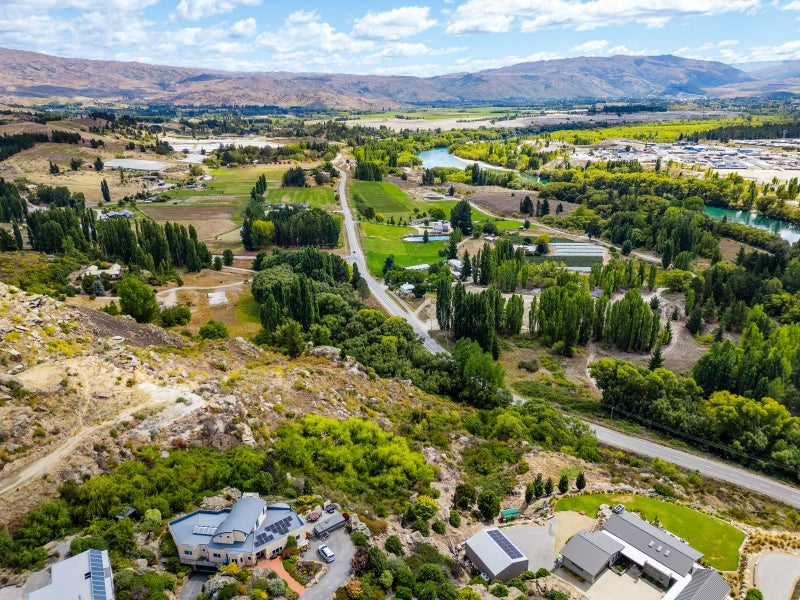 Expansive Bridge Hill Land with Stunning Views62867862300674114