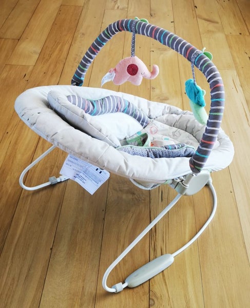 Ingenuity Cradling Bouncer (Like New) Carousel 5