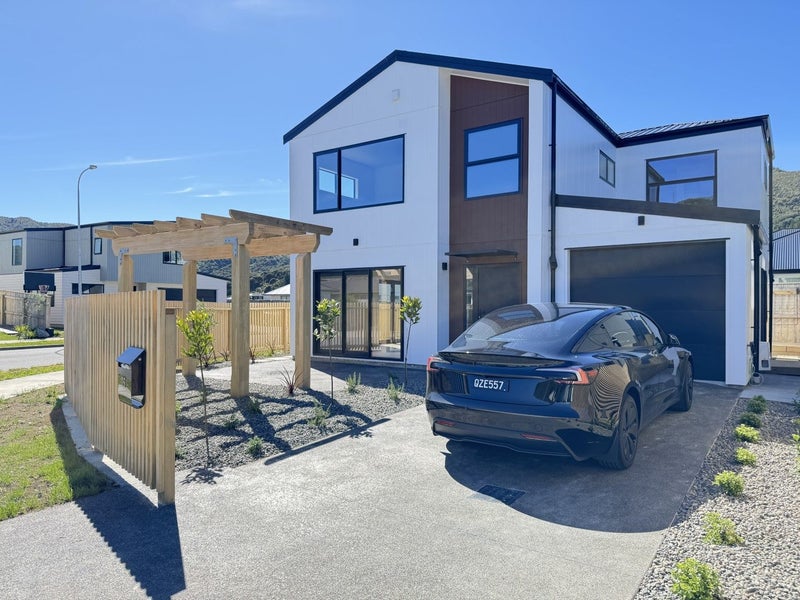 Image 1 of 20