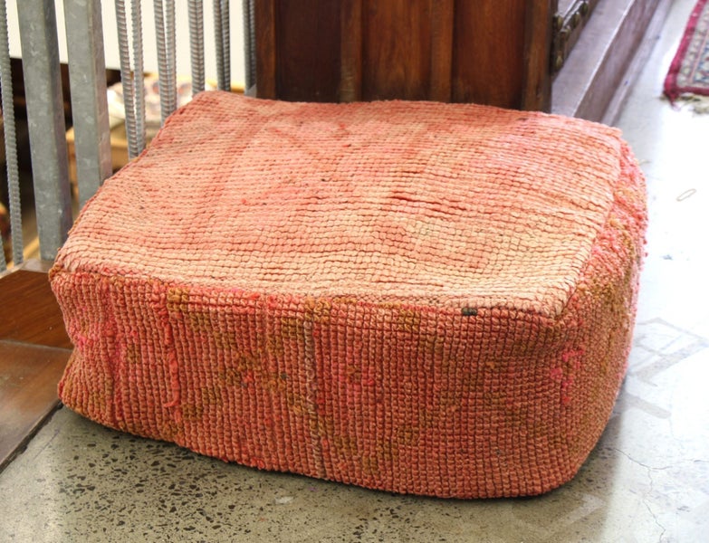 GENUINE ANTIQUE WOOLEN MOROCCAN RUG POUF 8 Carousel 1
