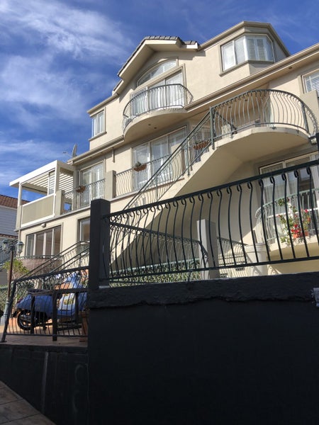 Image 1 of 21