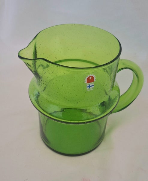 +++ SCANDINAVIAN -FINLAND "HUMPILLA" ART GLASS JUG +++ Carousel 16